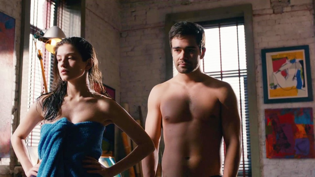 Анна Чиповская в фильме чистое искусство