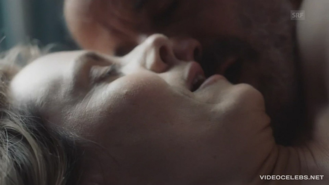 Глафира Тарханова постельные сцены