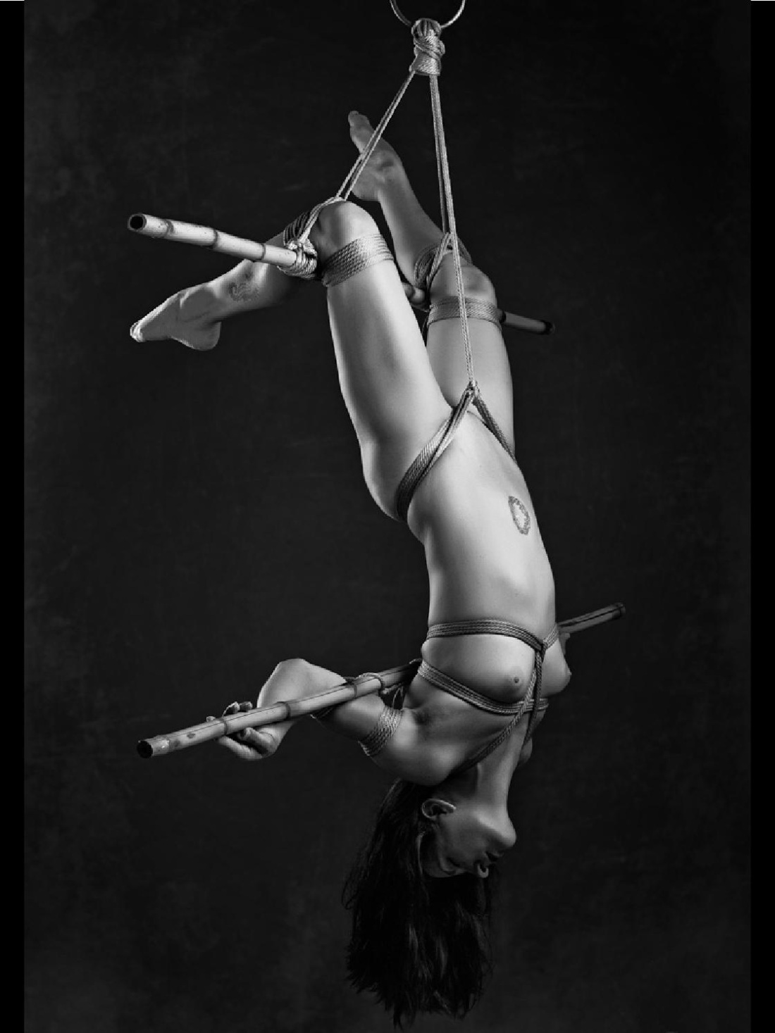 Бдсм пытки связанной девушки