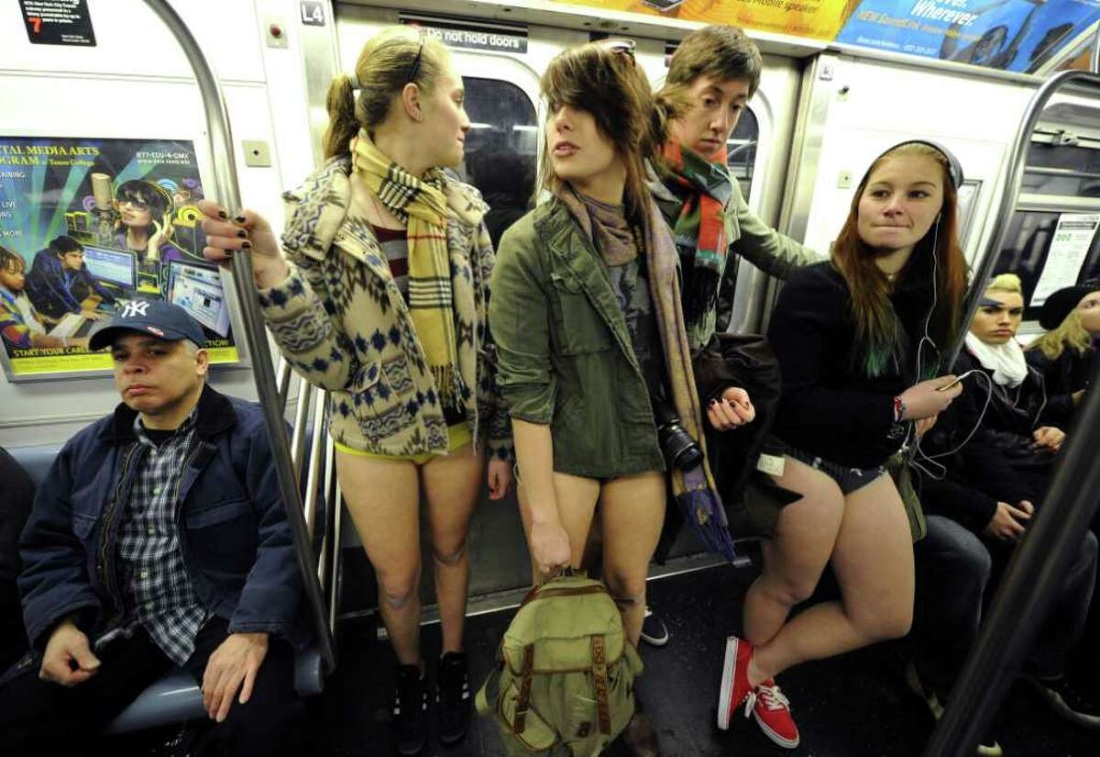 No Pants Subway Ride Москва