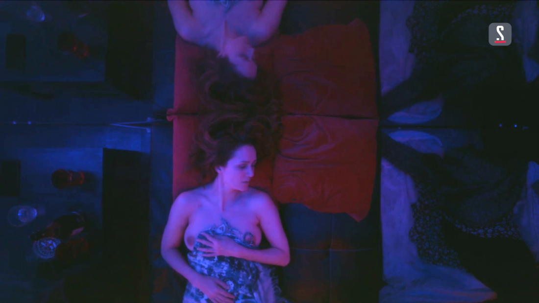 Виктория Исакова грудь