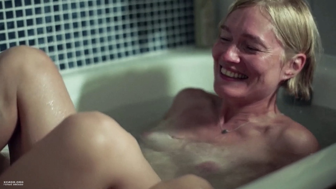 Виктория Толстоганова ню