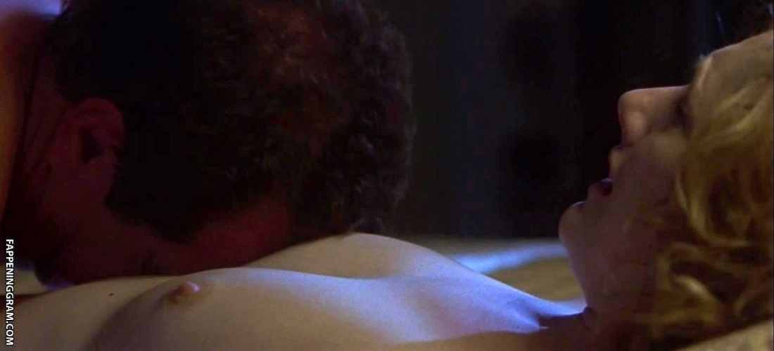 Джуди Грир сцены обнаженки