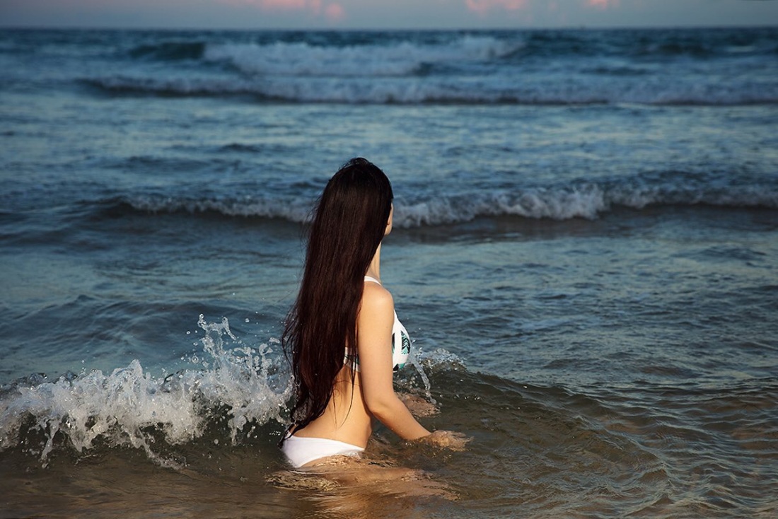 Брюнетка мультяшка