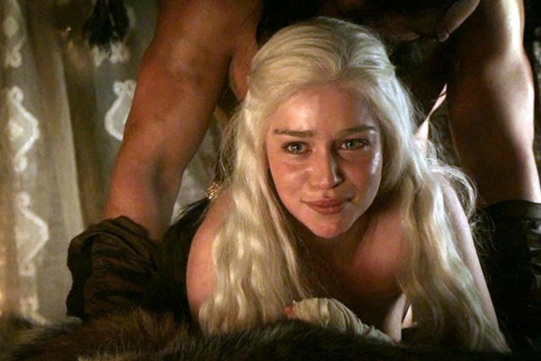 Эмилия Кларк обнажёнка