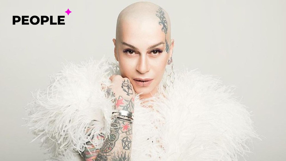 Наргиз Закирова 1984