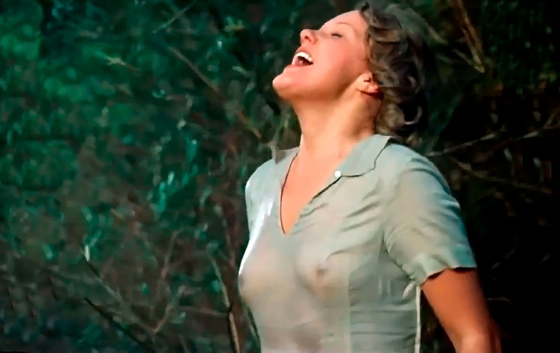 Мила Сивацкая в Нижнем белье Гранд Лион