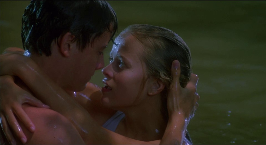 Риз Уизерспун в фильме человек на Луне