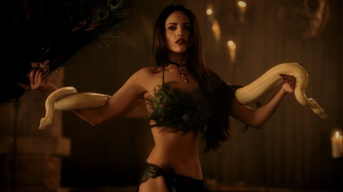 Актриса Эйса Гонсалес ню