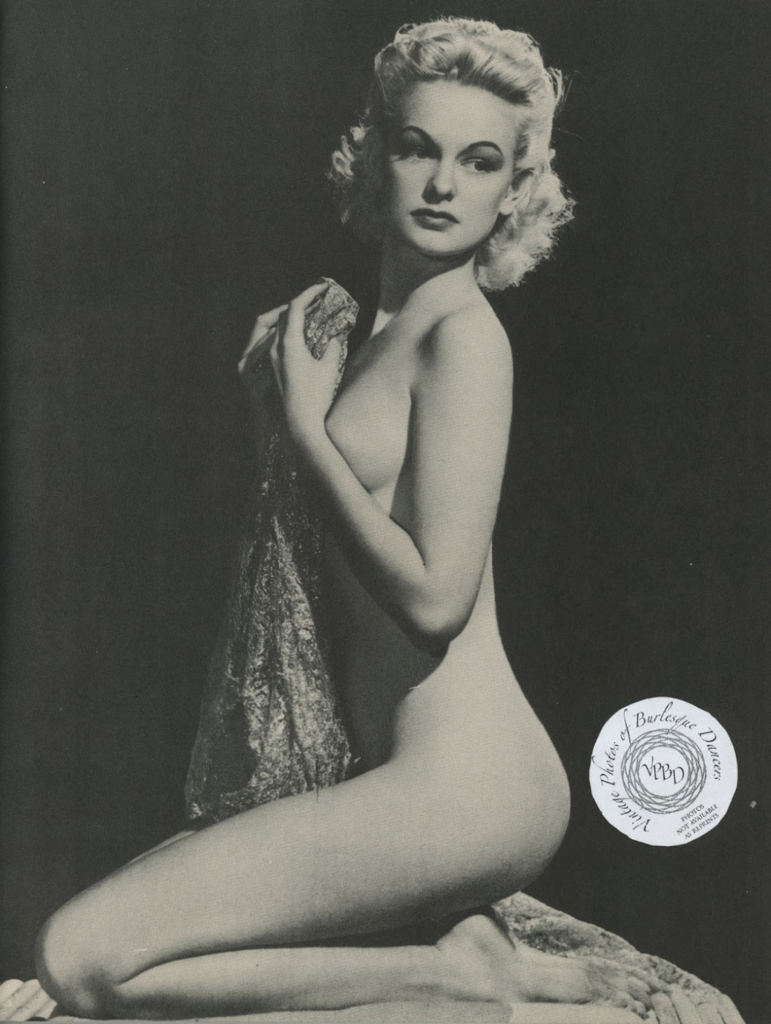 Бетти Бросмер в 13 голая xxx