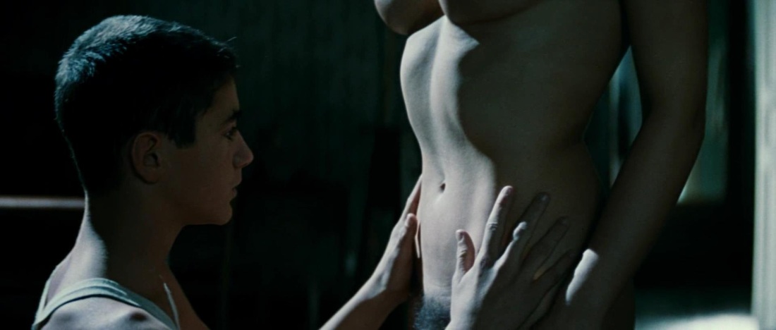 Моника Беллучи голая 1990