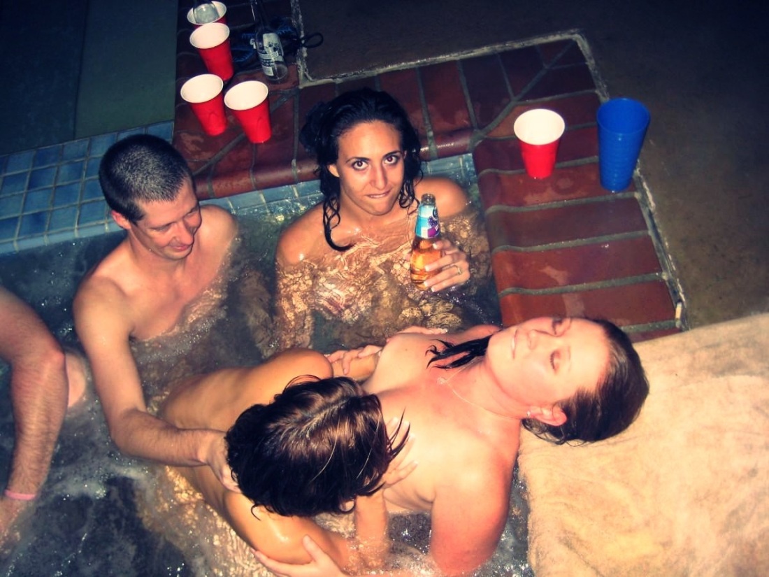 Симони Даймонд в сауне