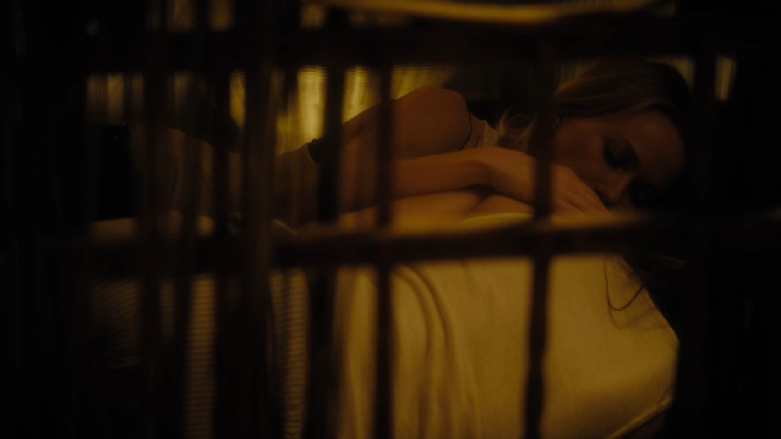 Софи Куксон постельная сцена