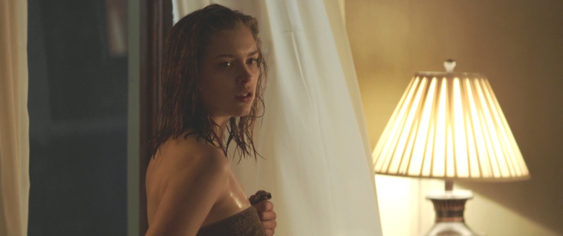 Софи Куксон голая в фильмах