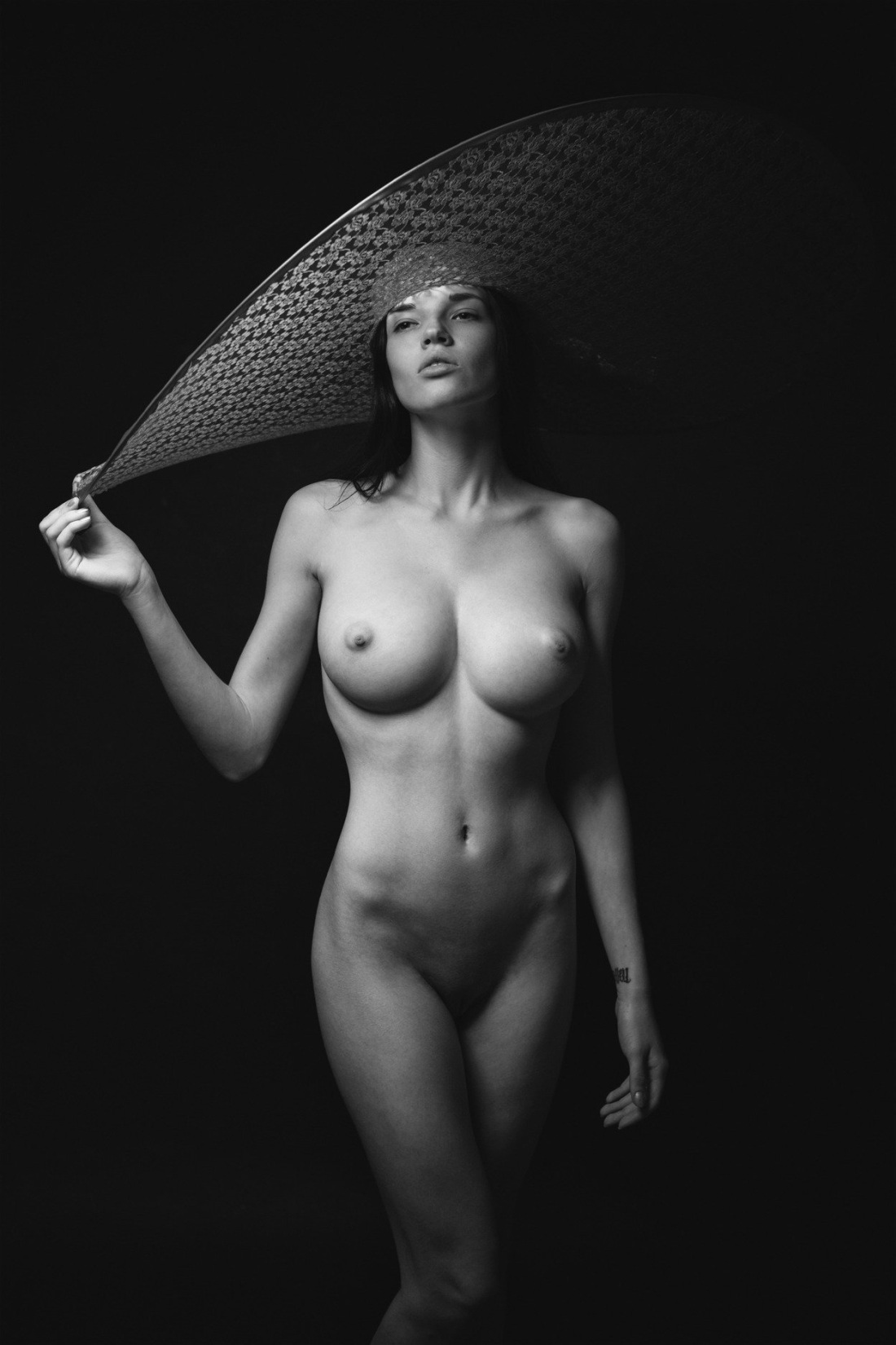 Diamond April Карина Истомина ню