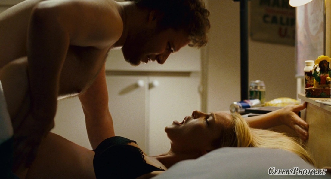 Кэтрин Хейгл постельные сцены