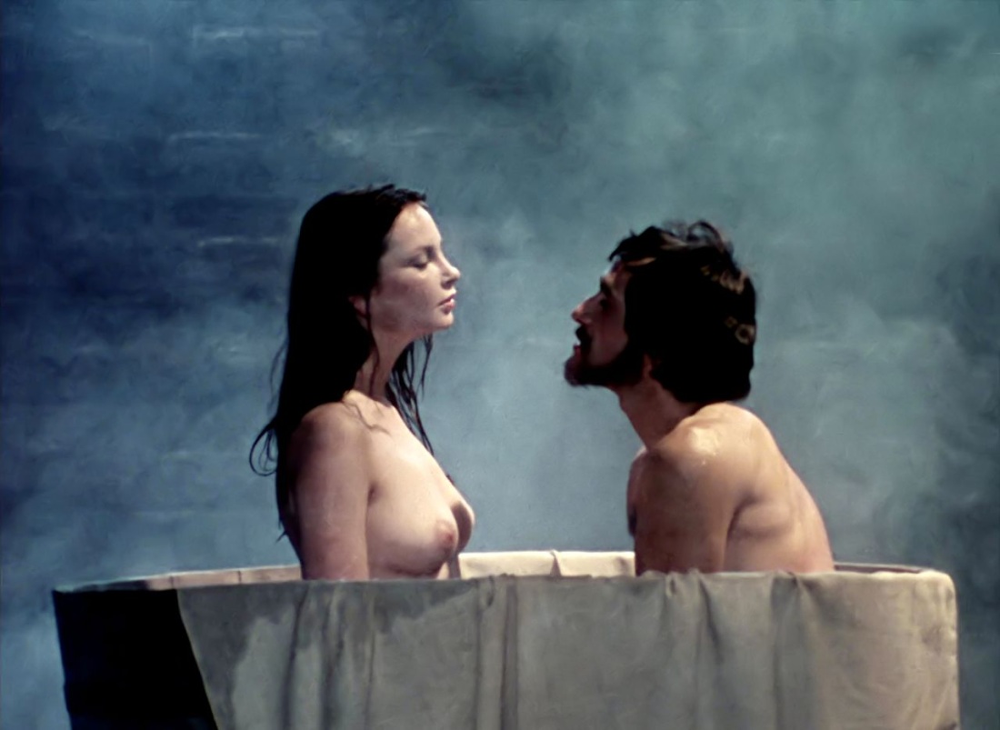 Актриса Анна Дымна голая