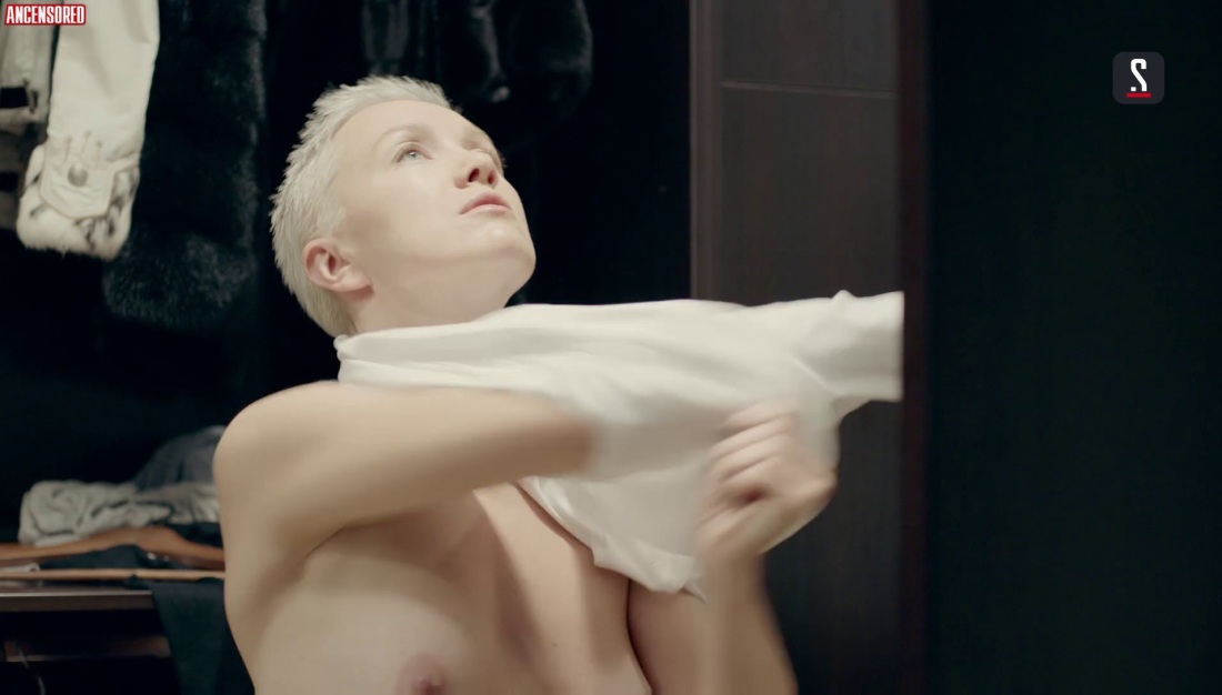 Дарья Мороз обнажилась