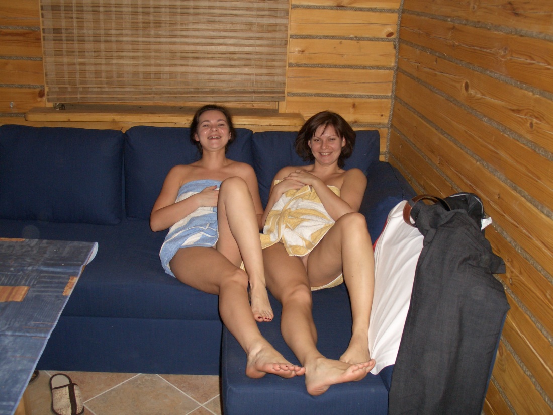 Голая жена в бане подсмотренное