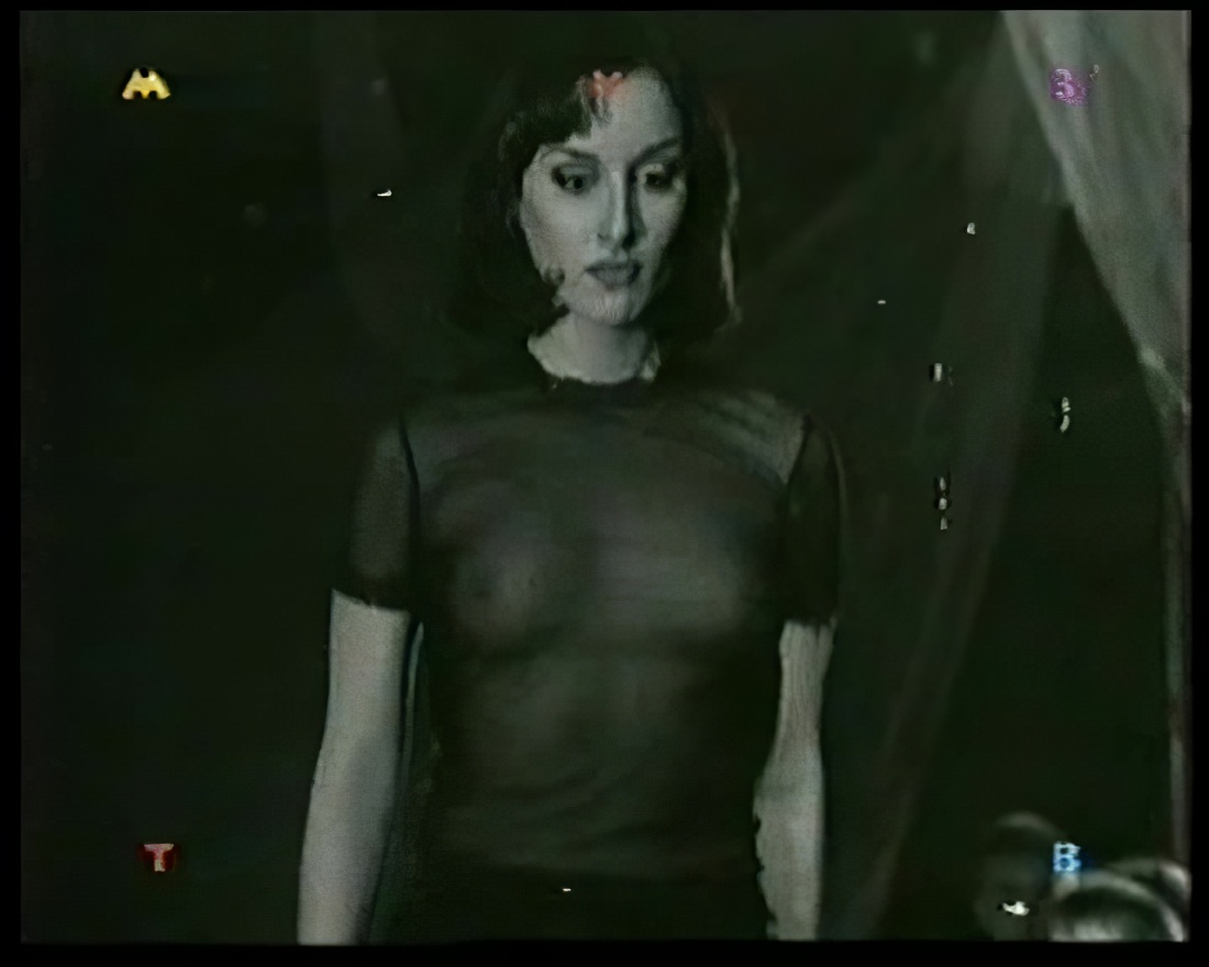 Голая Тина Канделаки gif