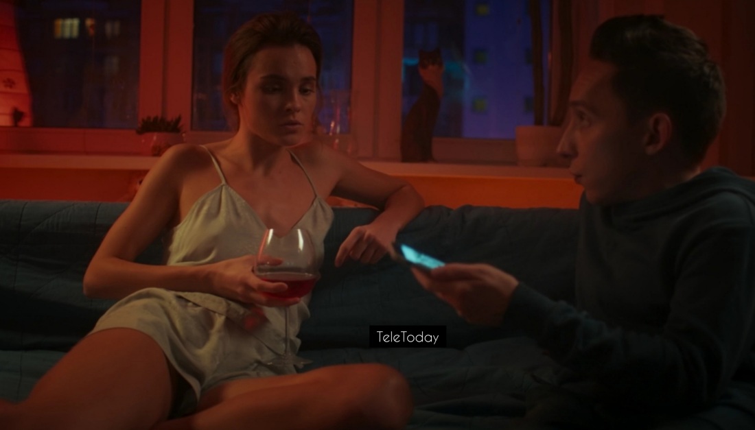 Ангелина Стречина в сериале по колено