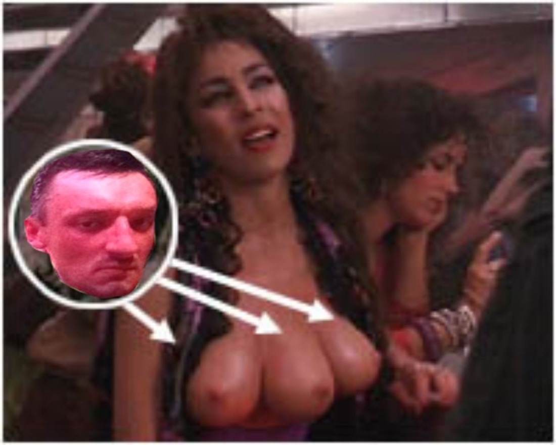 Кейтлин Вонг с тремя сиськами