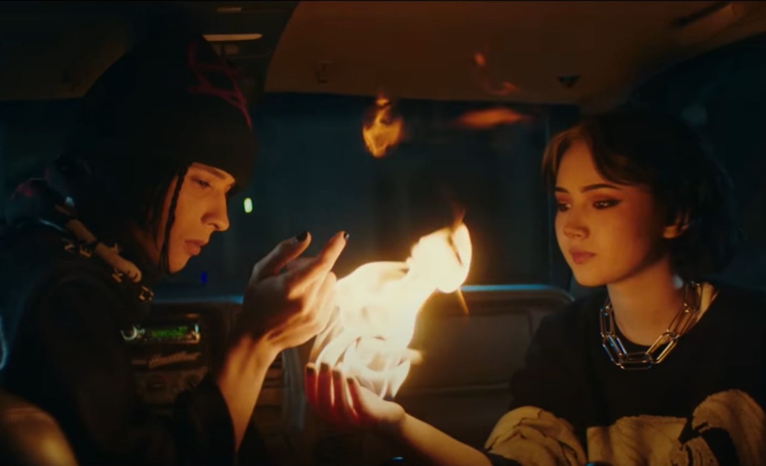 Слава Марлоу и Карина