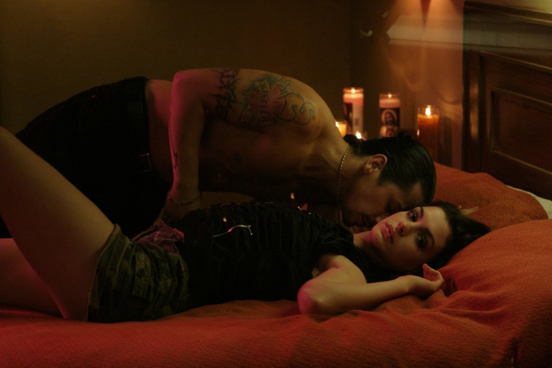 Энн Хэтэуэй Havoc