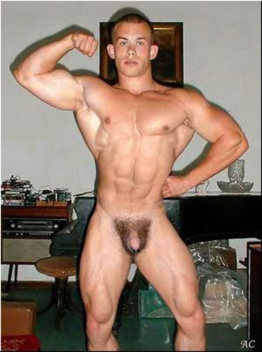 Голые бодибилдеры мужчины