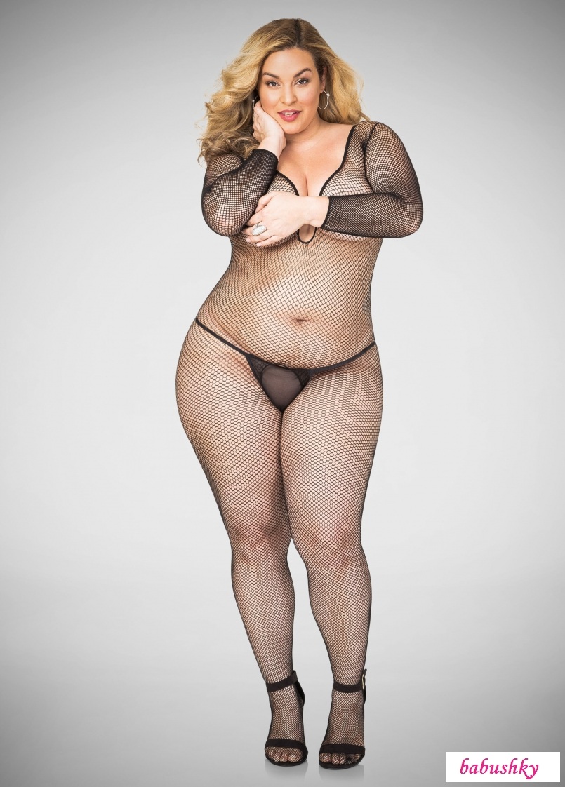 Эрика Лорен плюс сайз голышом