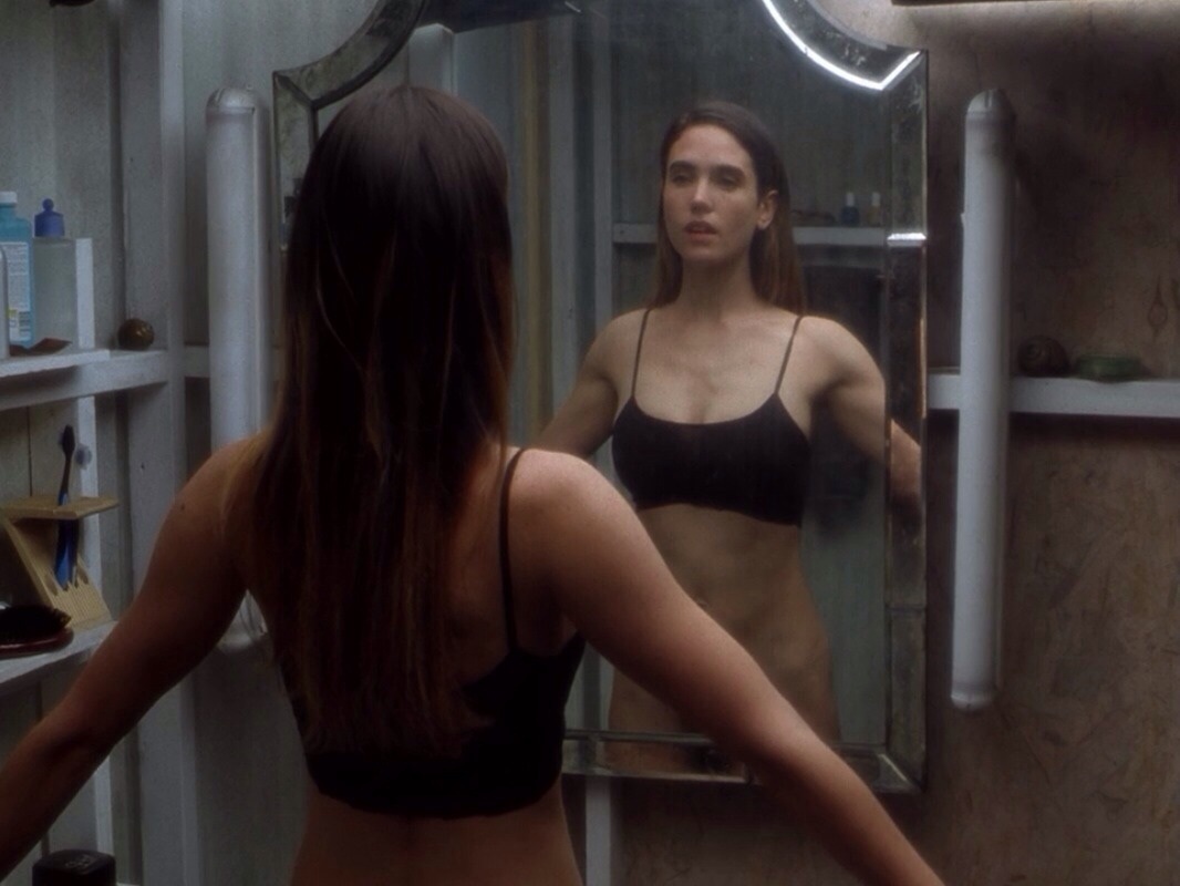 Скотт Маккол без майки