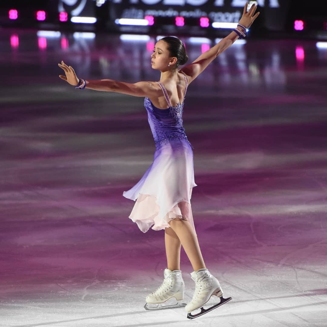 Ноги Камиллы Кабельо