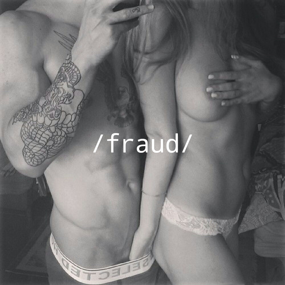 Эротическое селфи парней в постели