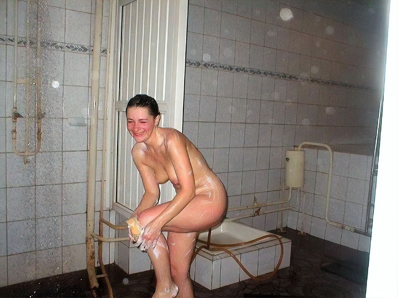 фото голой женщины в общественной бане фото 30