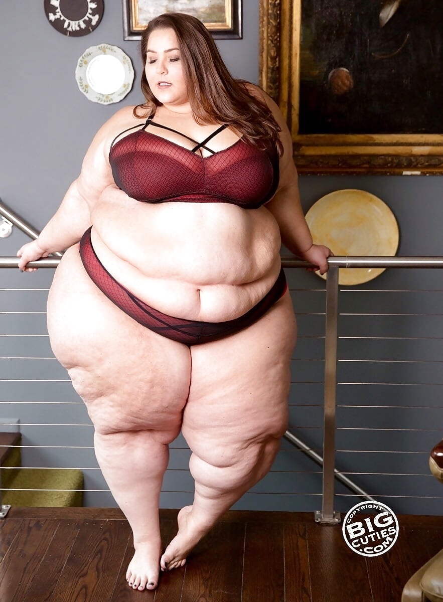 Ангелина Русанова модель плюс сайз