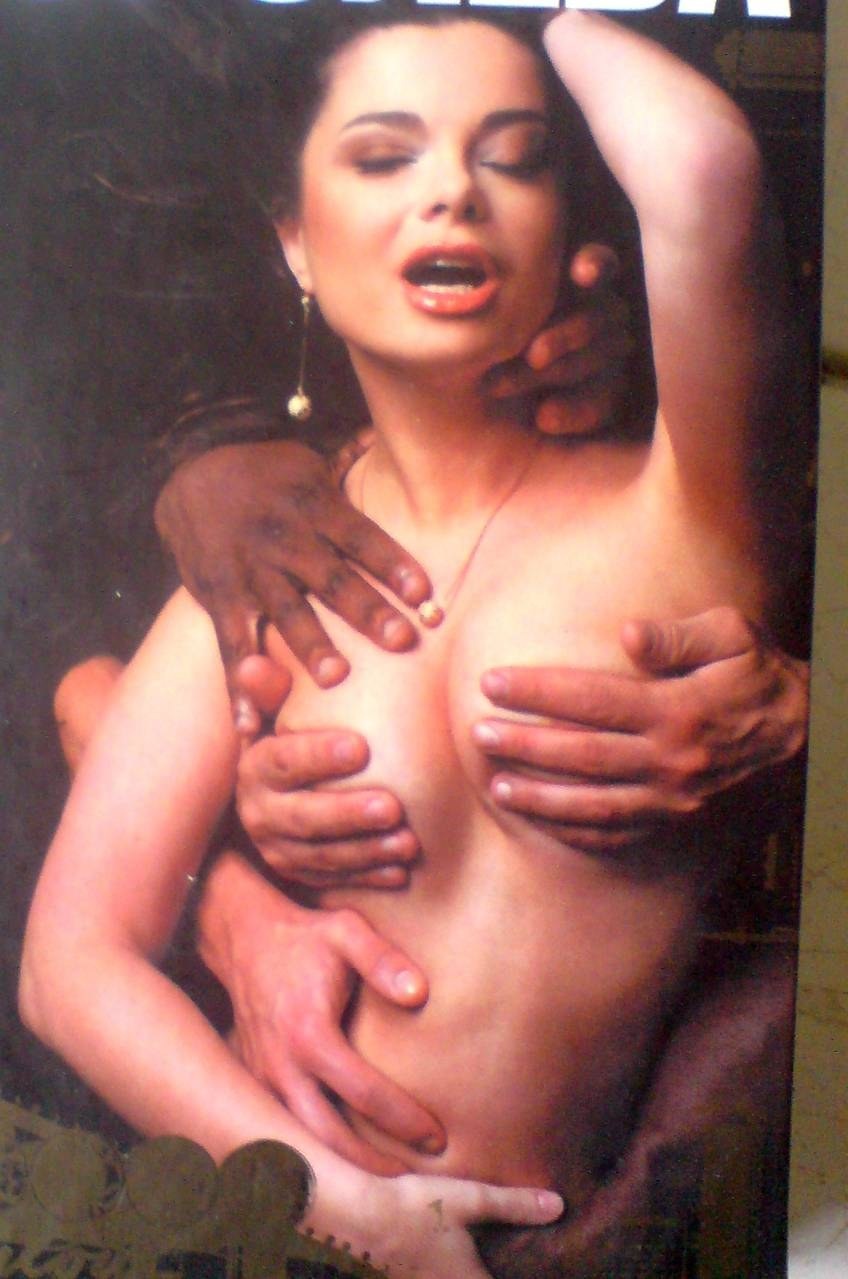 Голая Наташа Королева и тарзан