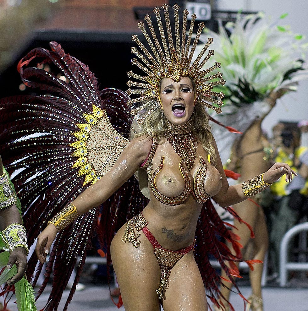 Голые танцовщицы на бразильском карнавале (51 фото) - порно kingplayclub.ru