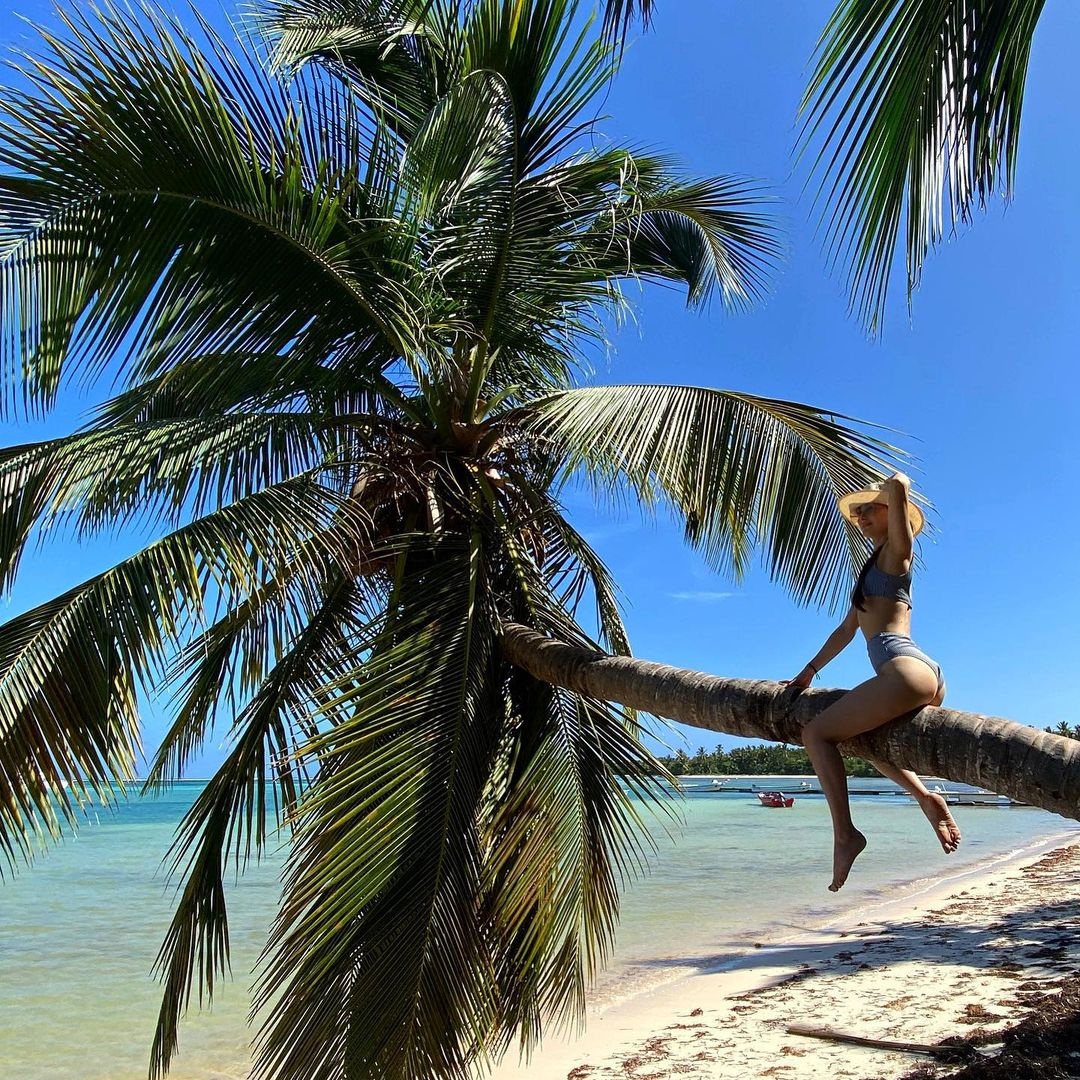 Актриса Ксения Мишина ню