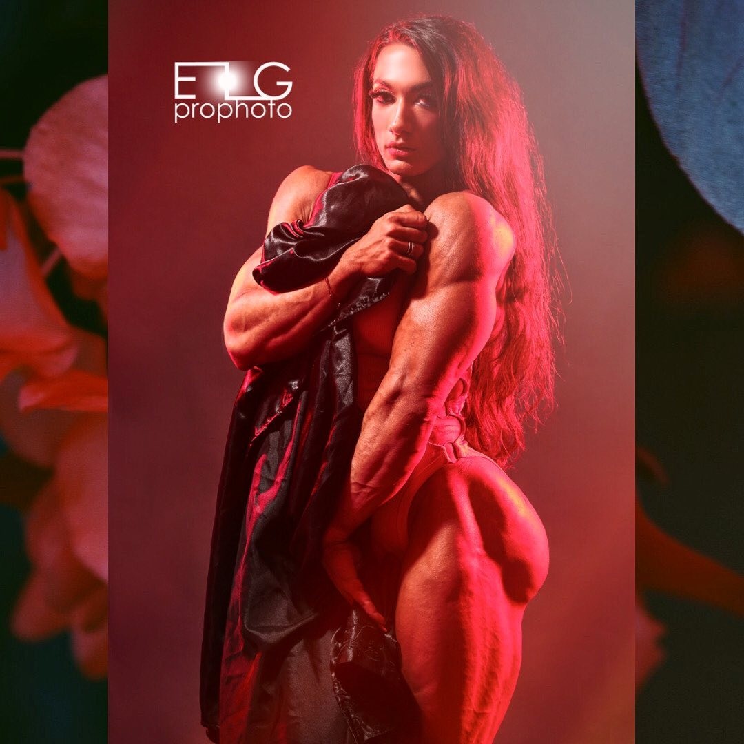 Анна Мишина актриса Максим