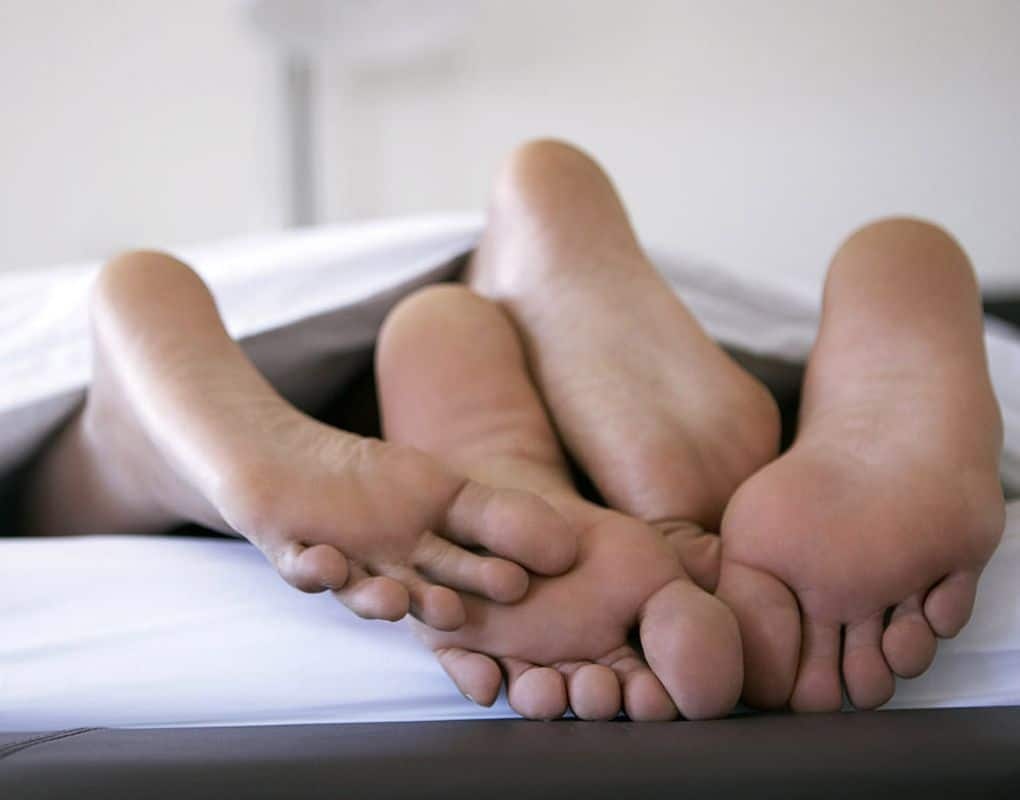 Женские стопы