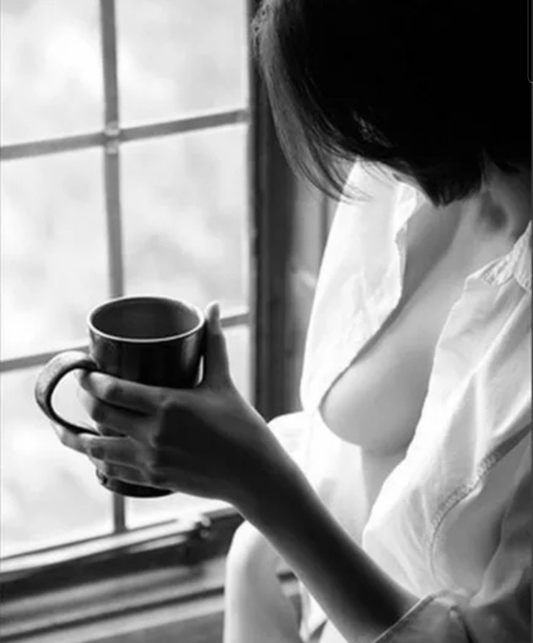 Утренний кофе девушка