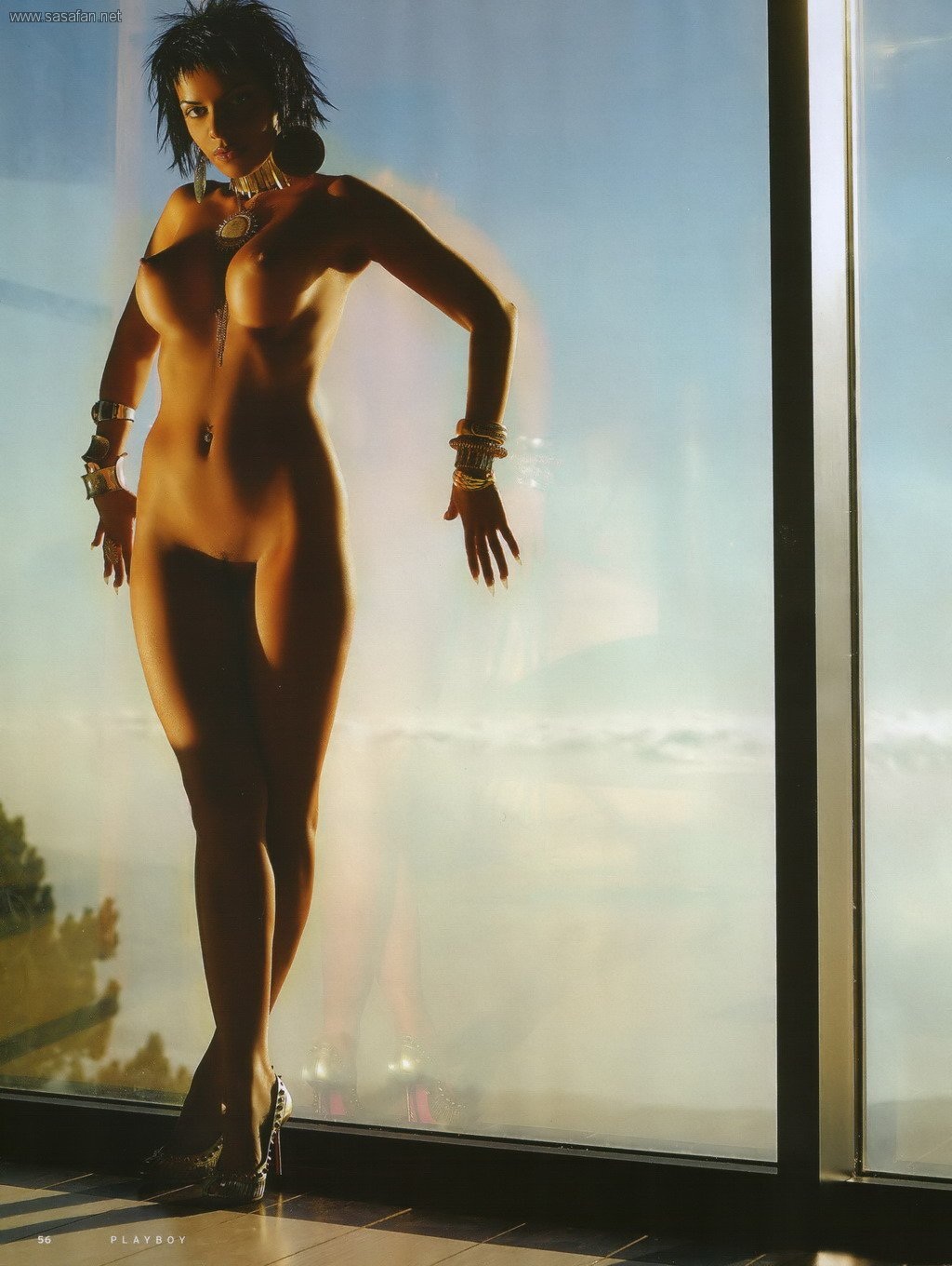 Певица Слава голые сиськи