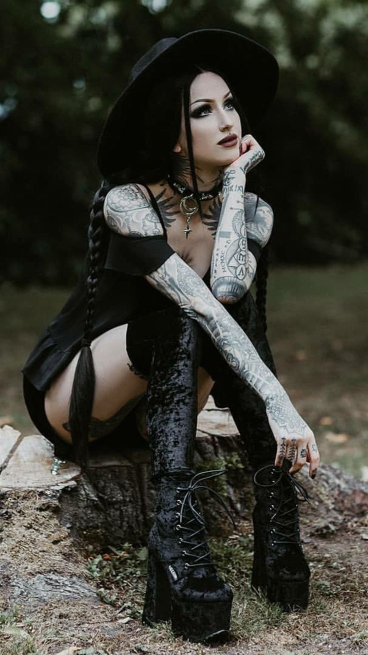 Гэбби Картер готесса