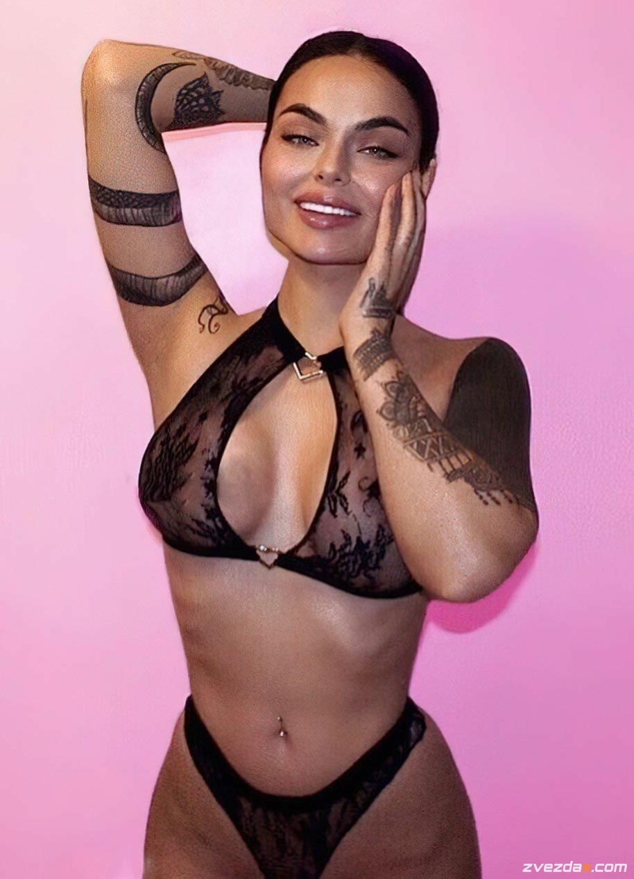 Камила Смогулецка боец