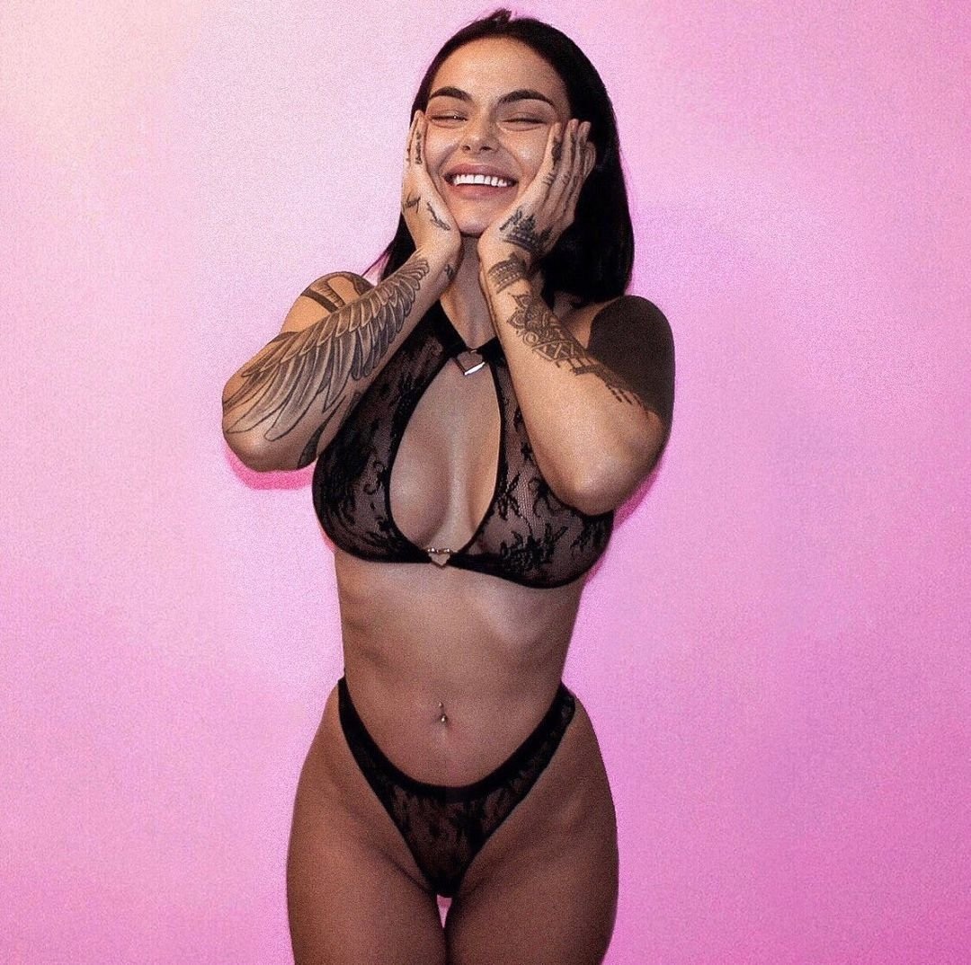 Камила Смогулецка