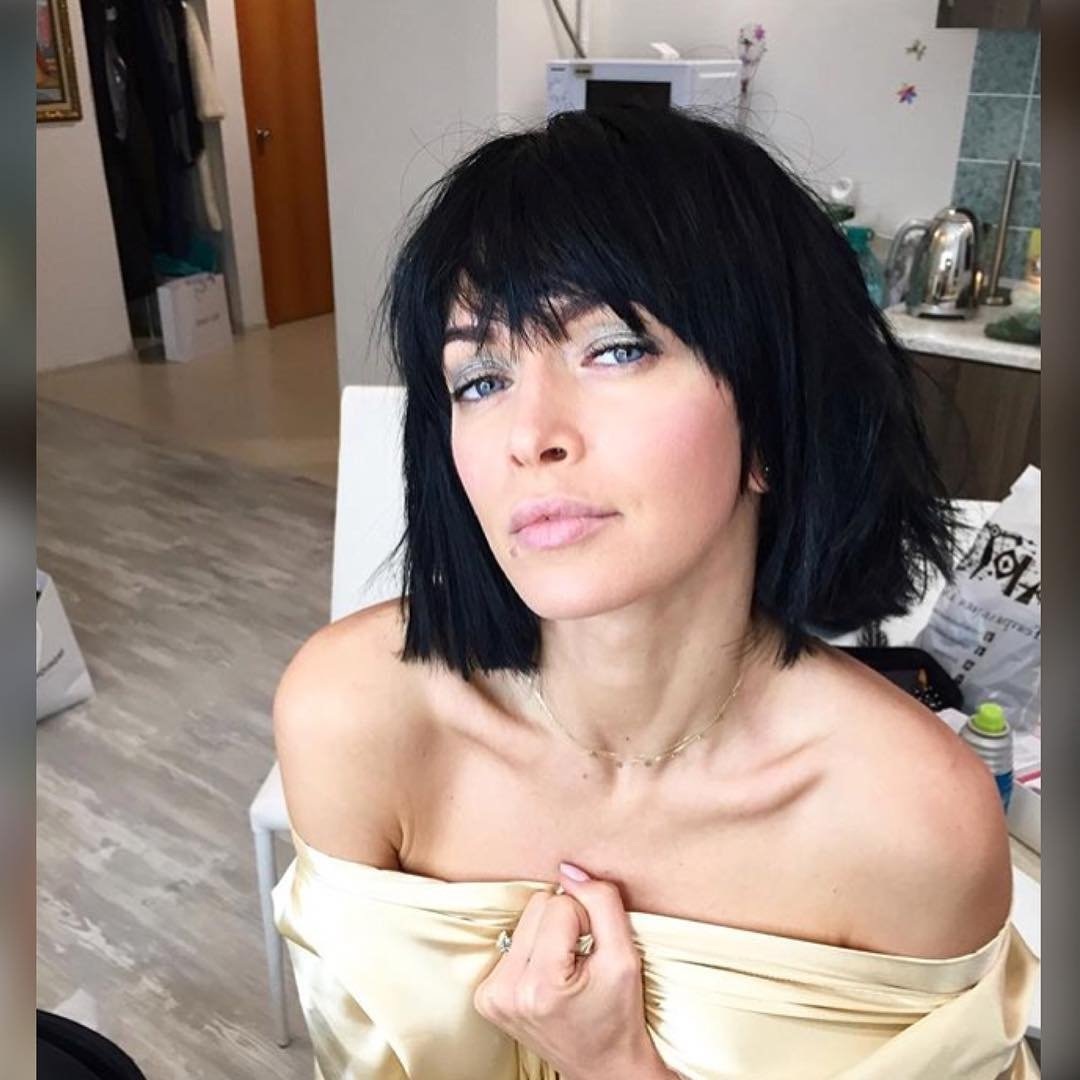 Вера Брежнева с короткой стрижкой