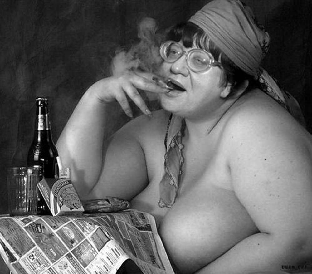 Так хочется побыть хрупкой и беззащитной девушкой а кони