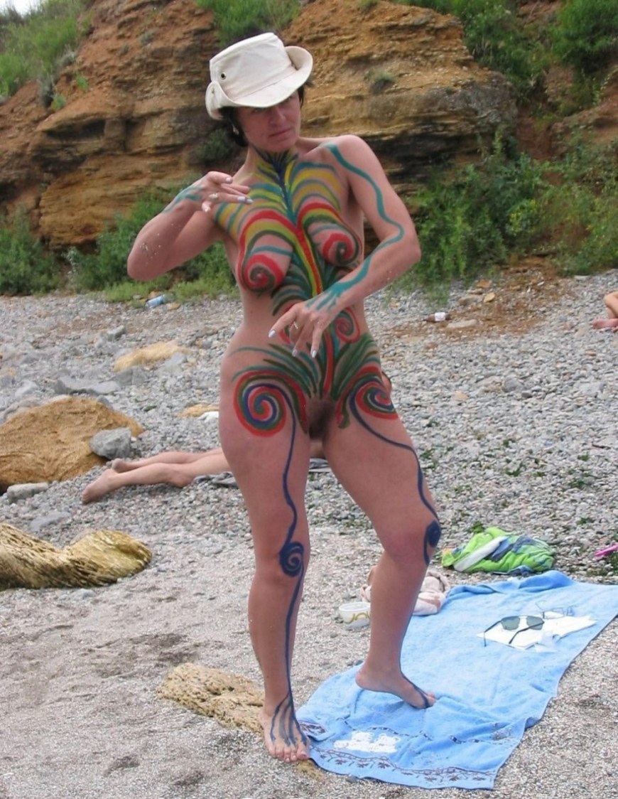 Боди-арт голые мужчины и женщины