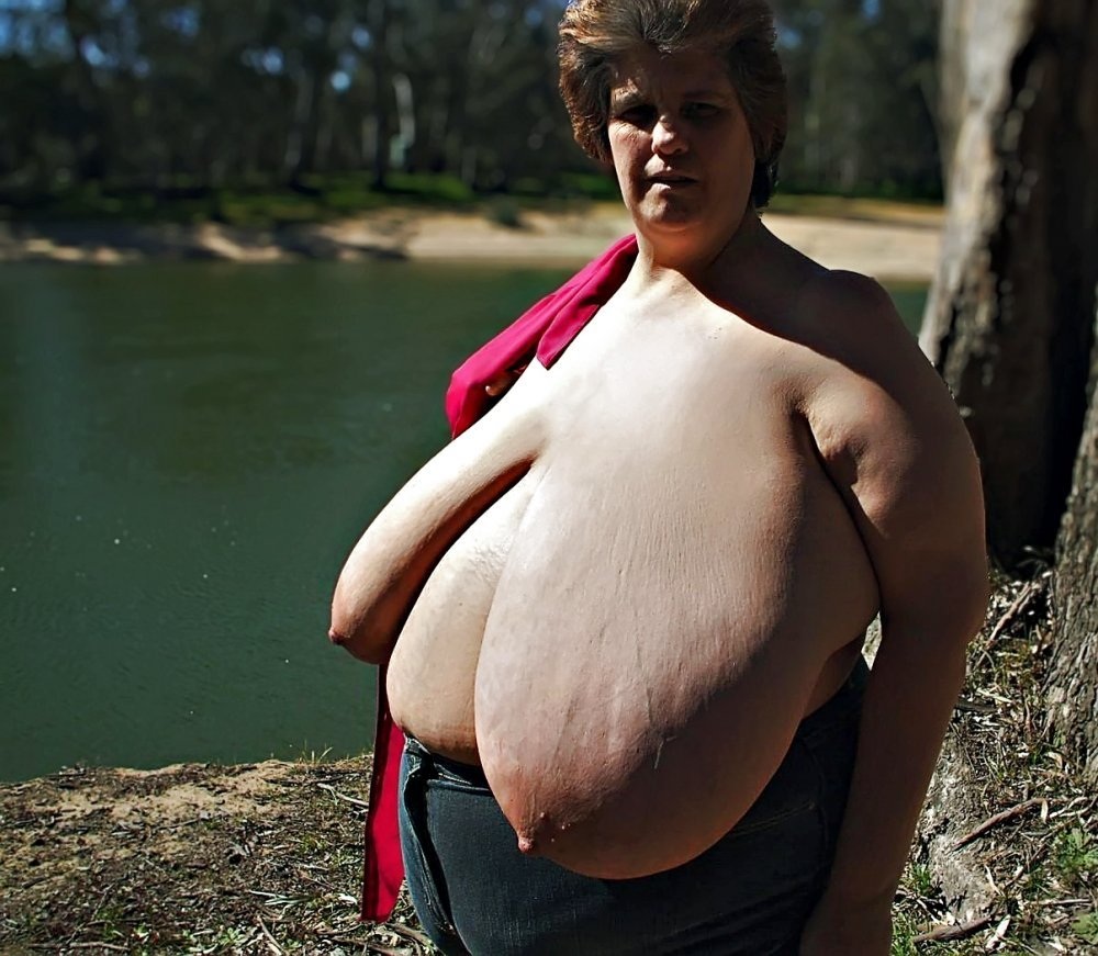 Большие висячие груди старух