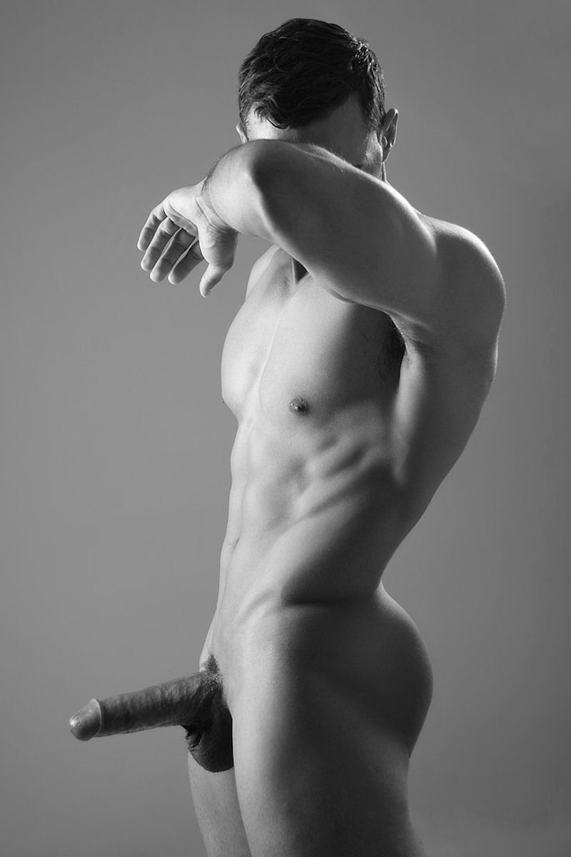 Голые молодые парни с идеальным телом